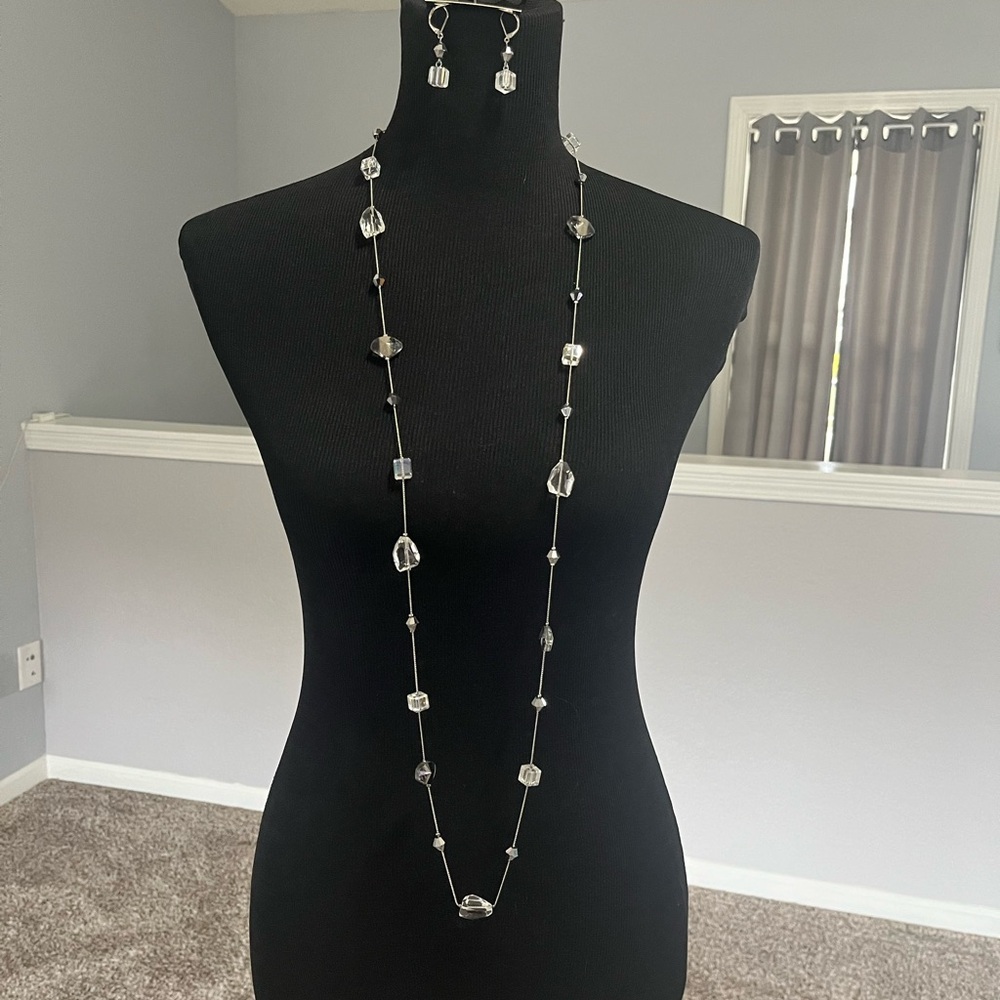 Premier Designs Elegant Ice Crystal Silver Necklace and Earring Set